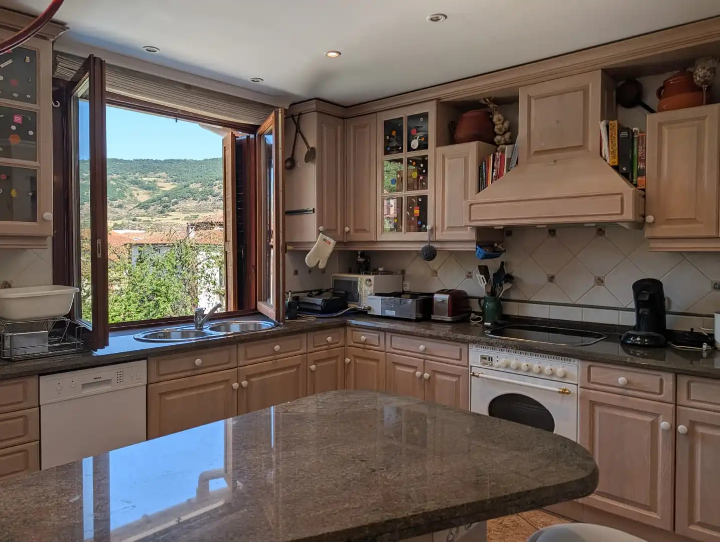 Cocina de Apartamento en venta en Ezcaray con Calefacción, Terraza y Trastero