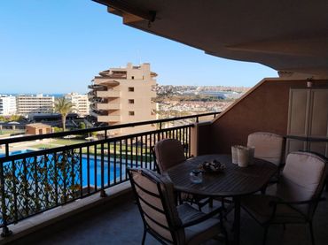 Apartment with pool for sale in Los Arenales del Sol