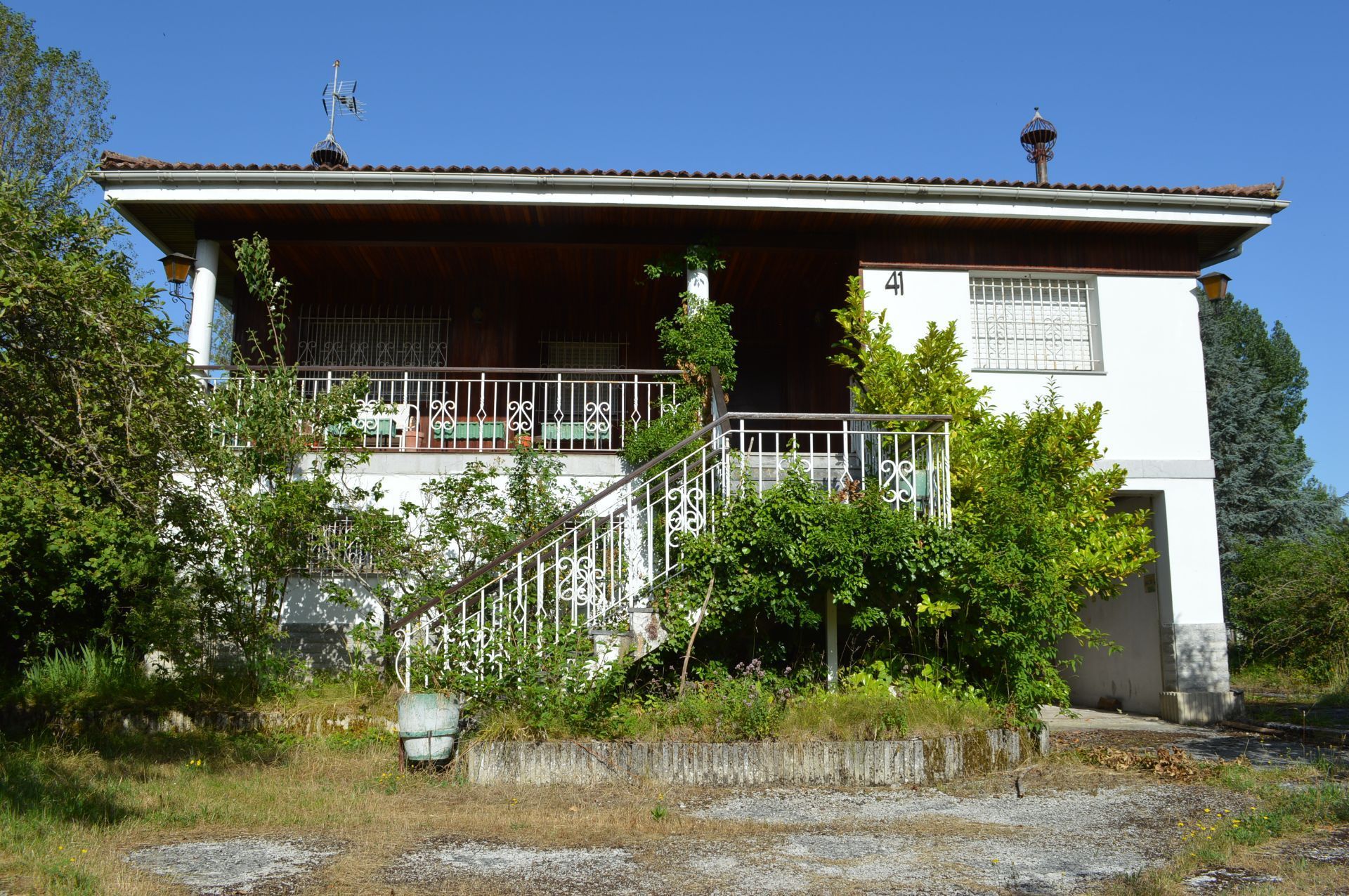 Vista exterior de Casa o xalet en venda en Merindad de Montija amb Calefacció, Jardí privat i Terrassa