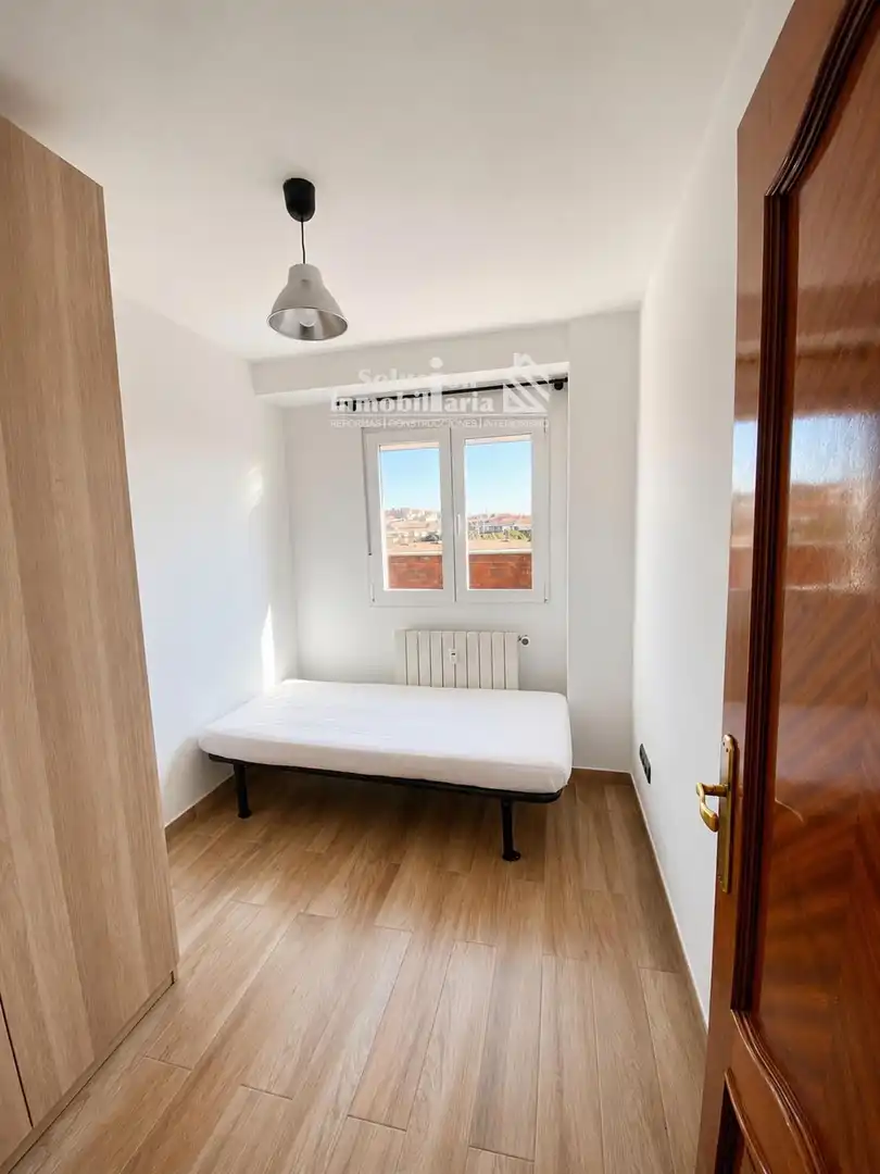 Habitación de Ático de alquiler en Salamanca con Calefacción, Terraza y Amueblado