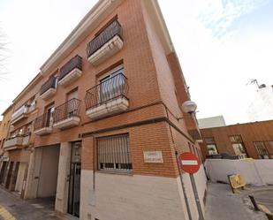 Vista exterior de Pis en venda en Ripollet amb Terrassa