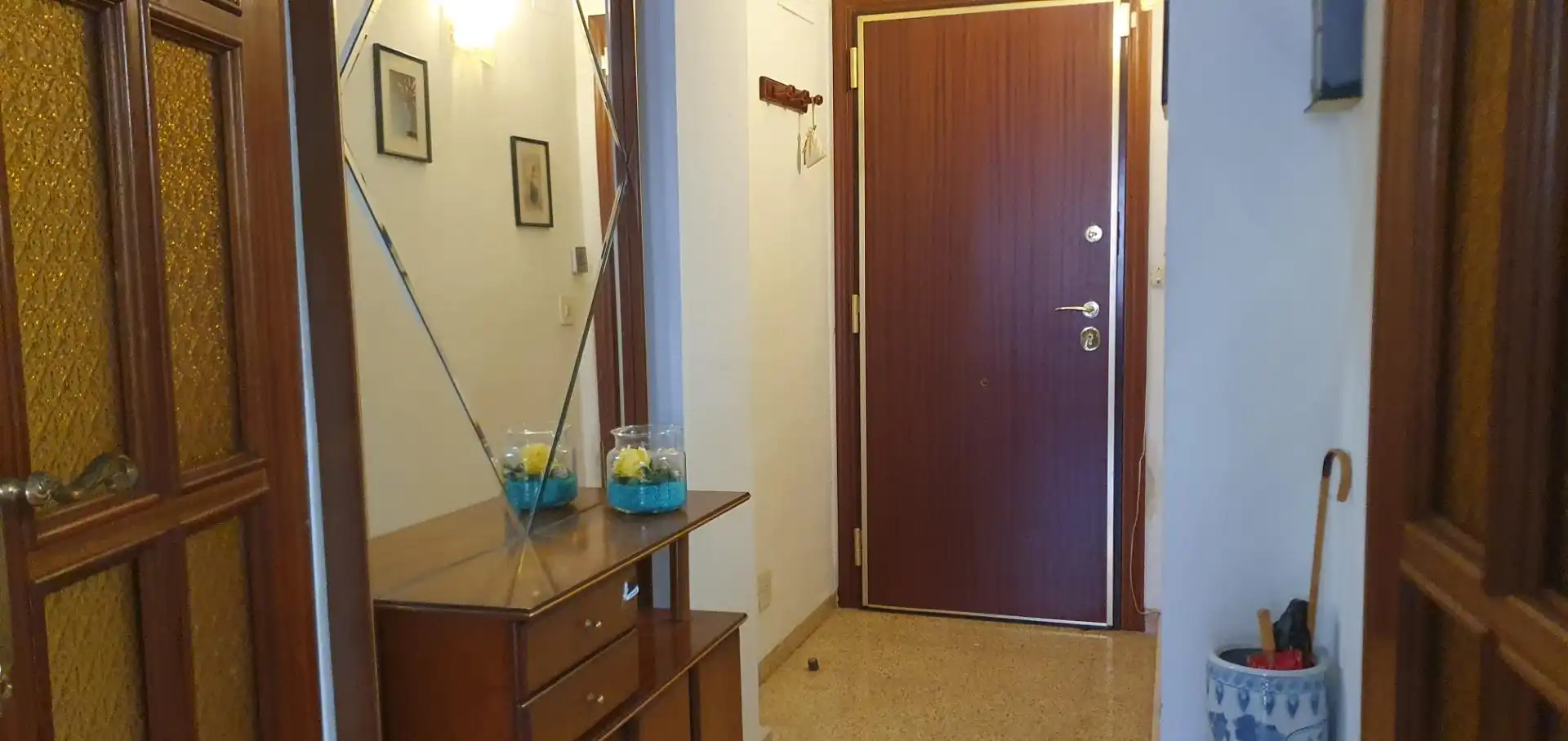 Habitación en Calle PRIMAVERA, Carolinas Altas