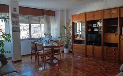 Sala d'estar de Pis en venda en  Logroño amb Calefacció i Traster