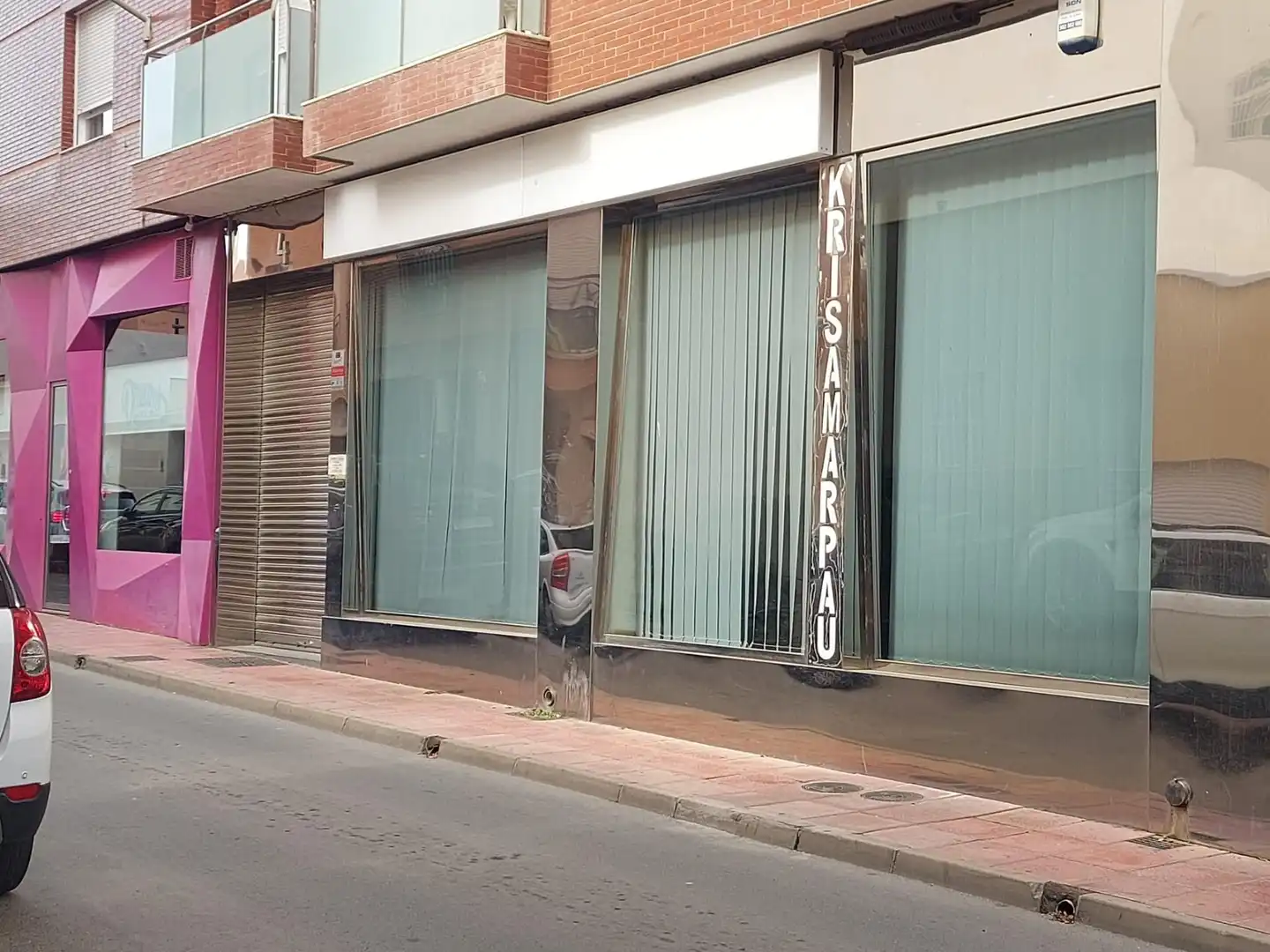 Local comercial en venda a El Ejido Ciudad