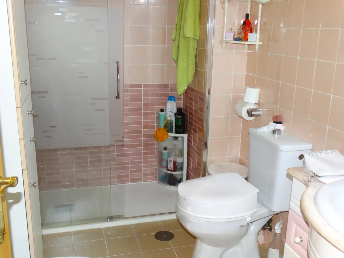 Baño de Piso en venta en Guadalajara con Aire acondicionado y Calefacción