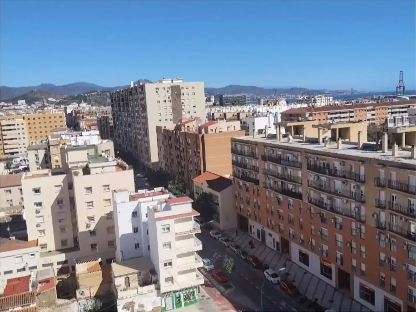 Vista exterior de Pis en venda en Málaga Capital amb Aire condicionat i Balcó