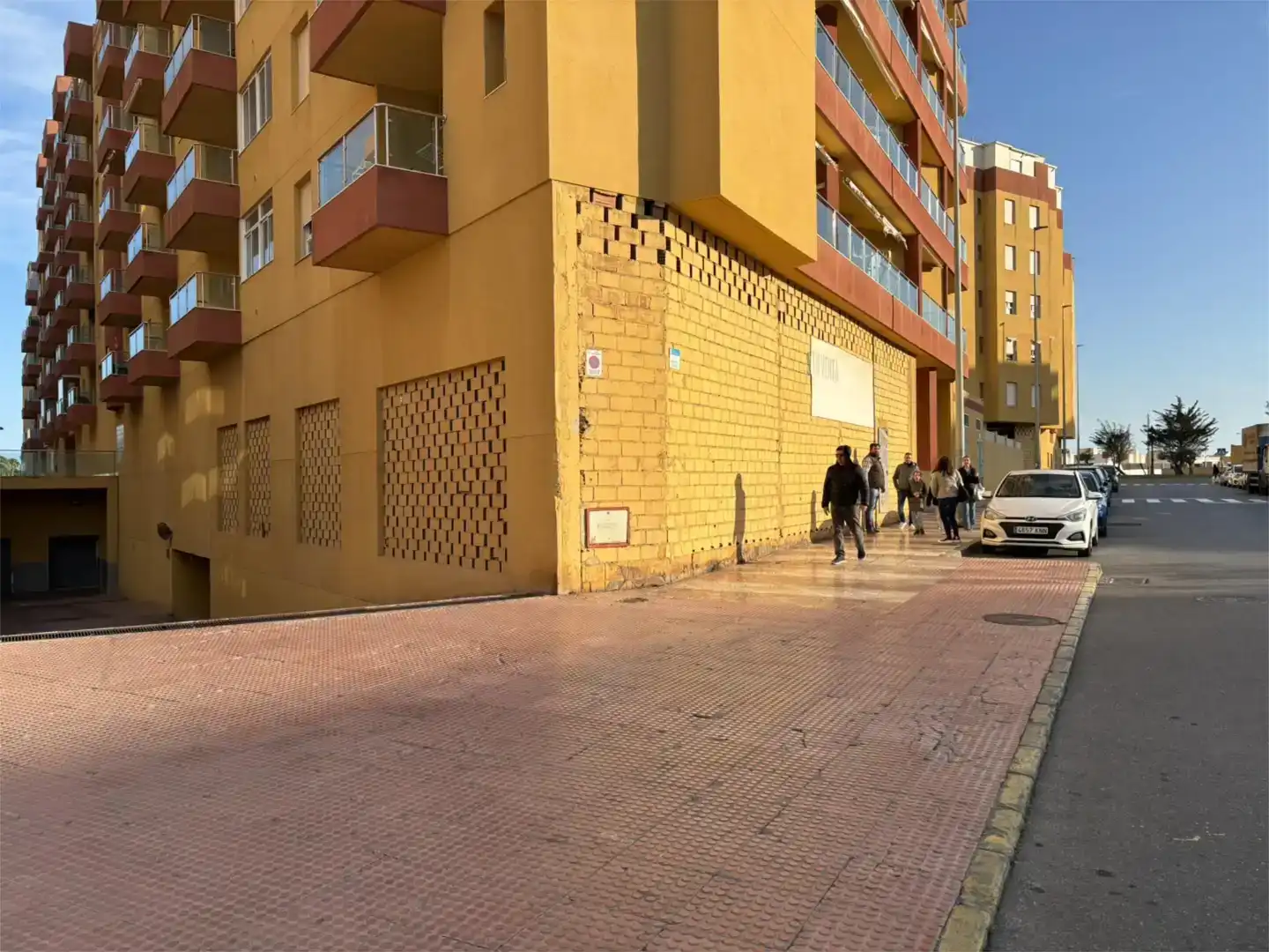 Außenansicht von Erdgeschoss zur Miete in Roquetas de Mar