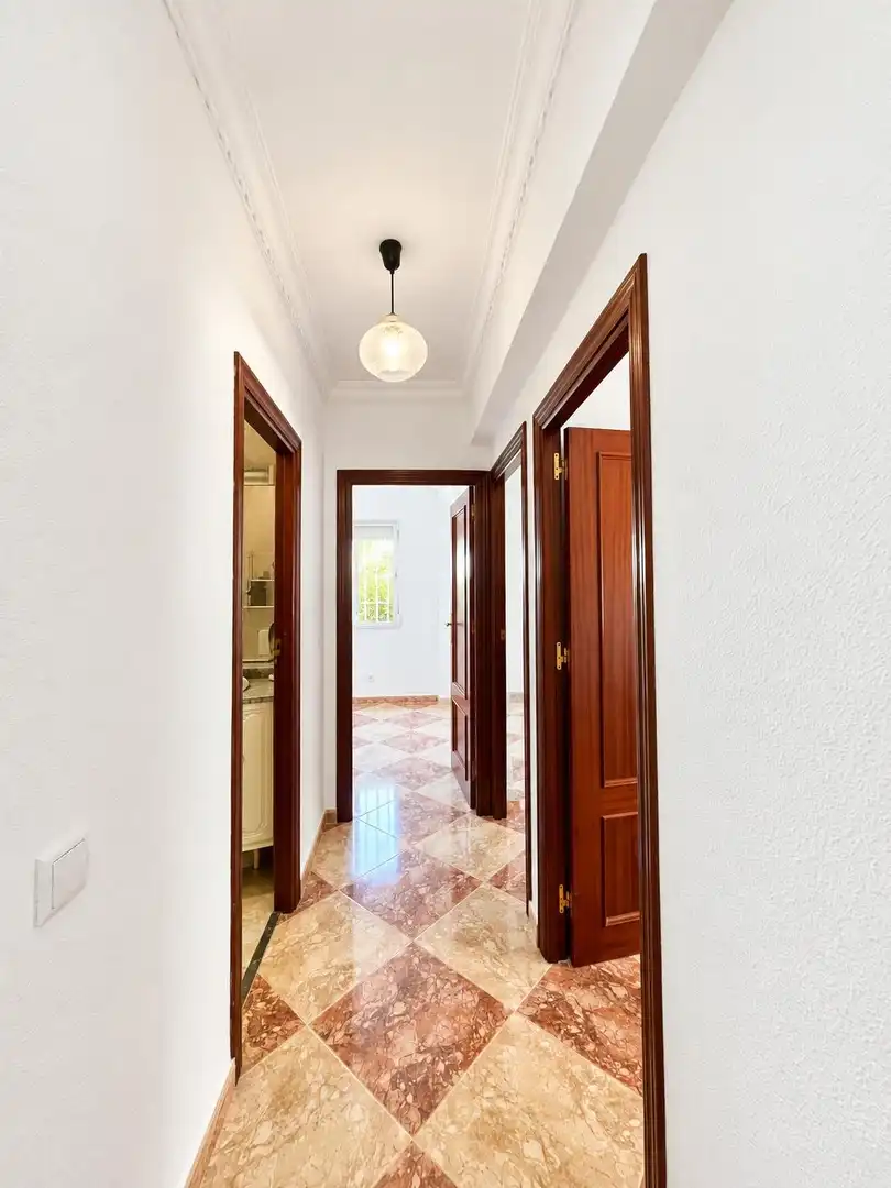 Apartamento de alquiler en Los Boliches