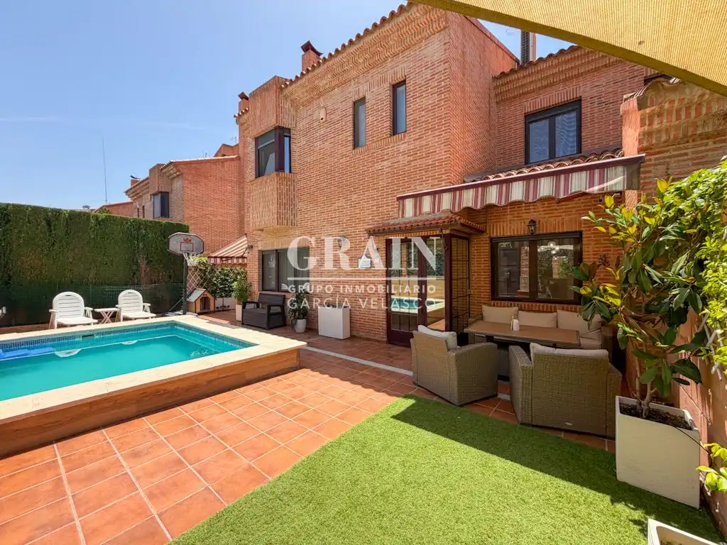 Jardín de Casa o chalet en venta en Albacete con Aire acondicionado, Calefacción y Jardín privado