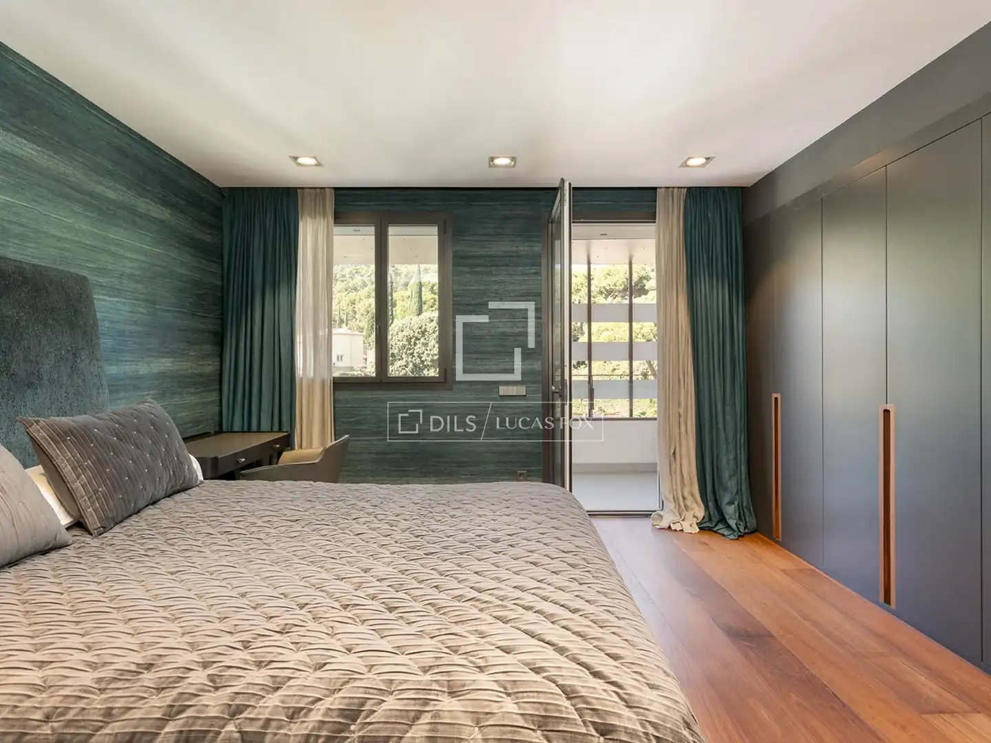 Habitación de Piso en venta en Barcelona con Aire acondicionado, Calefacción y Terraza