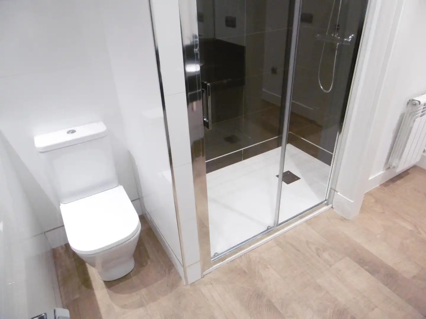 Baño de Ático de alquiler en Valladolid con Calefacción y Terraza