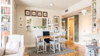 Dining room of Apartment for sale in  Madrid Capital  with Air Conditioner, Heating and Parquet flooring