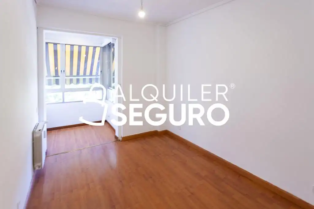 Flat with lift to rent in Menendez Pidal, imagen 16