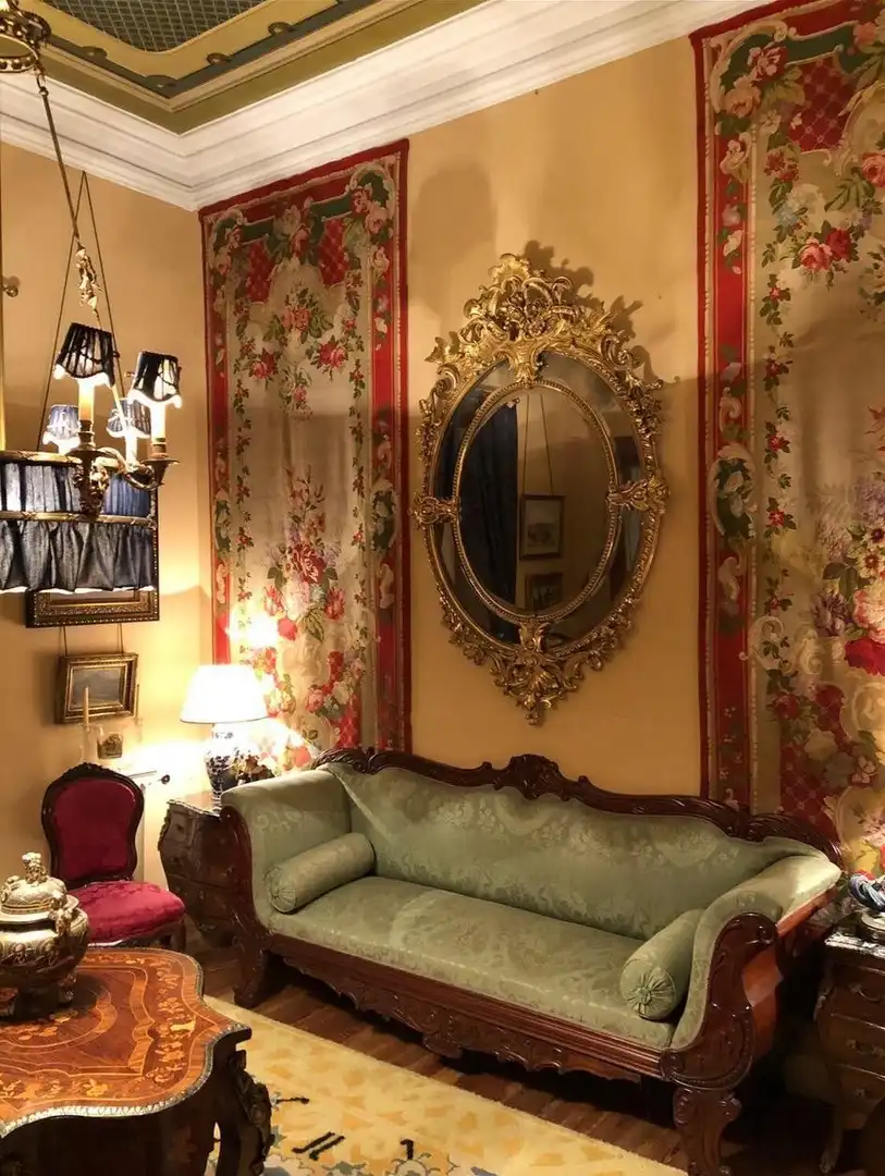 Sala d'estar de Casa o xalet en venda en Gijón  amb Jardí privat, Terrassa i Moblat