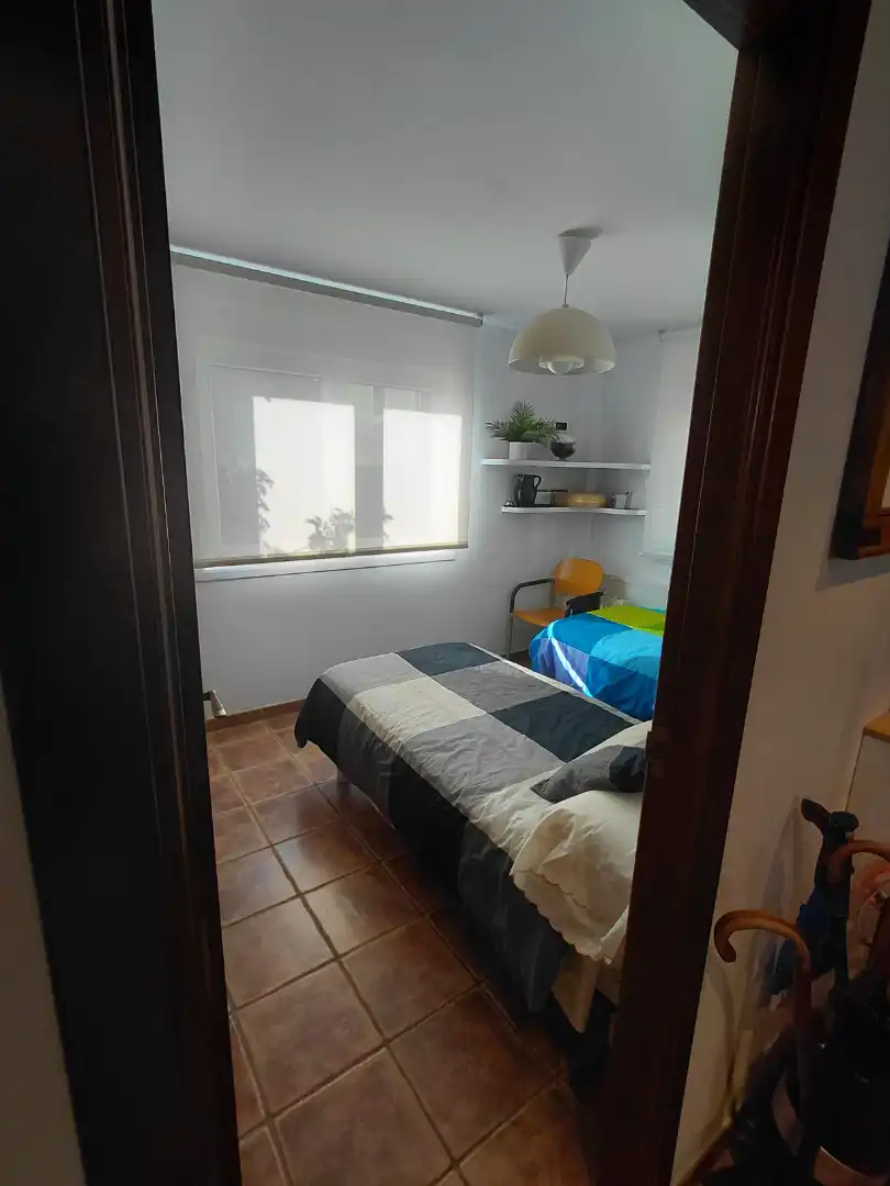 Habitación de Casa o chalet en venta en Oleiros con Calefacción, Jardín privado y Parquet