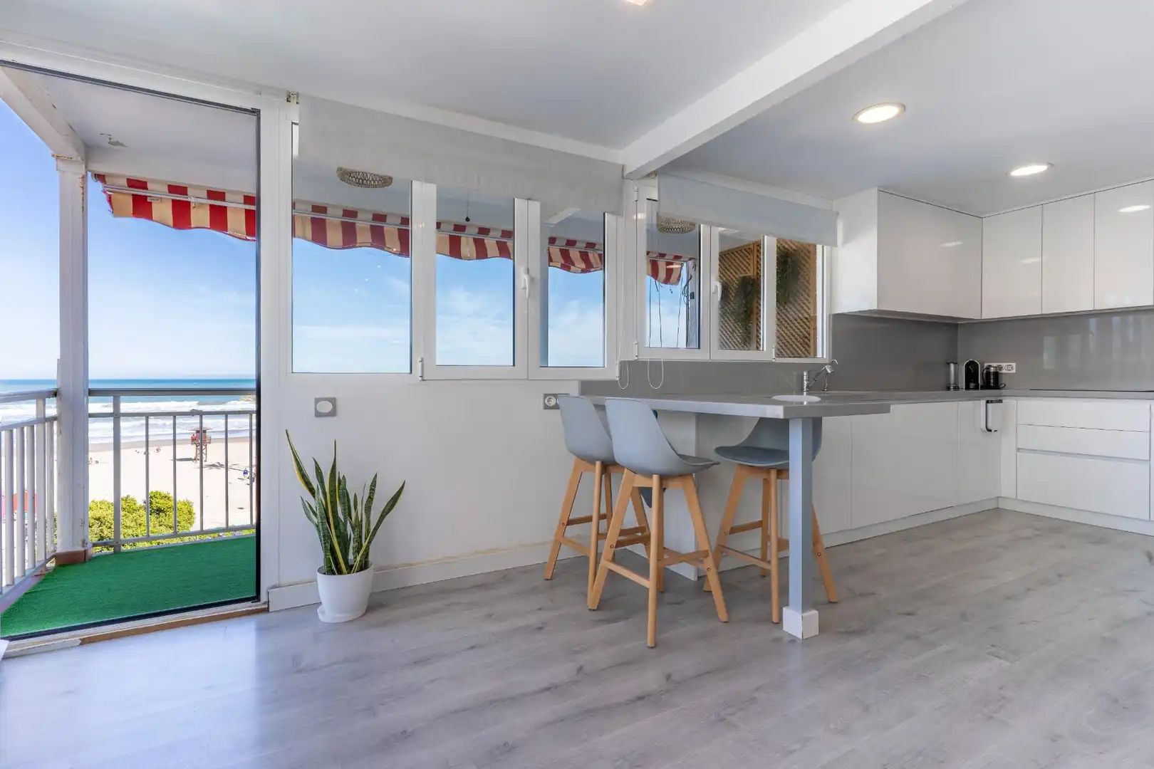 Cocina de Piso en venta en Cullera con Balcón