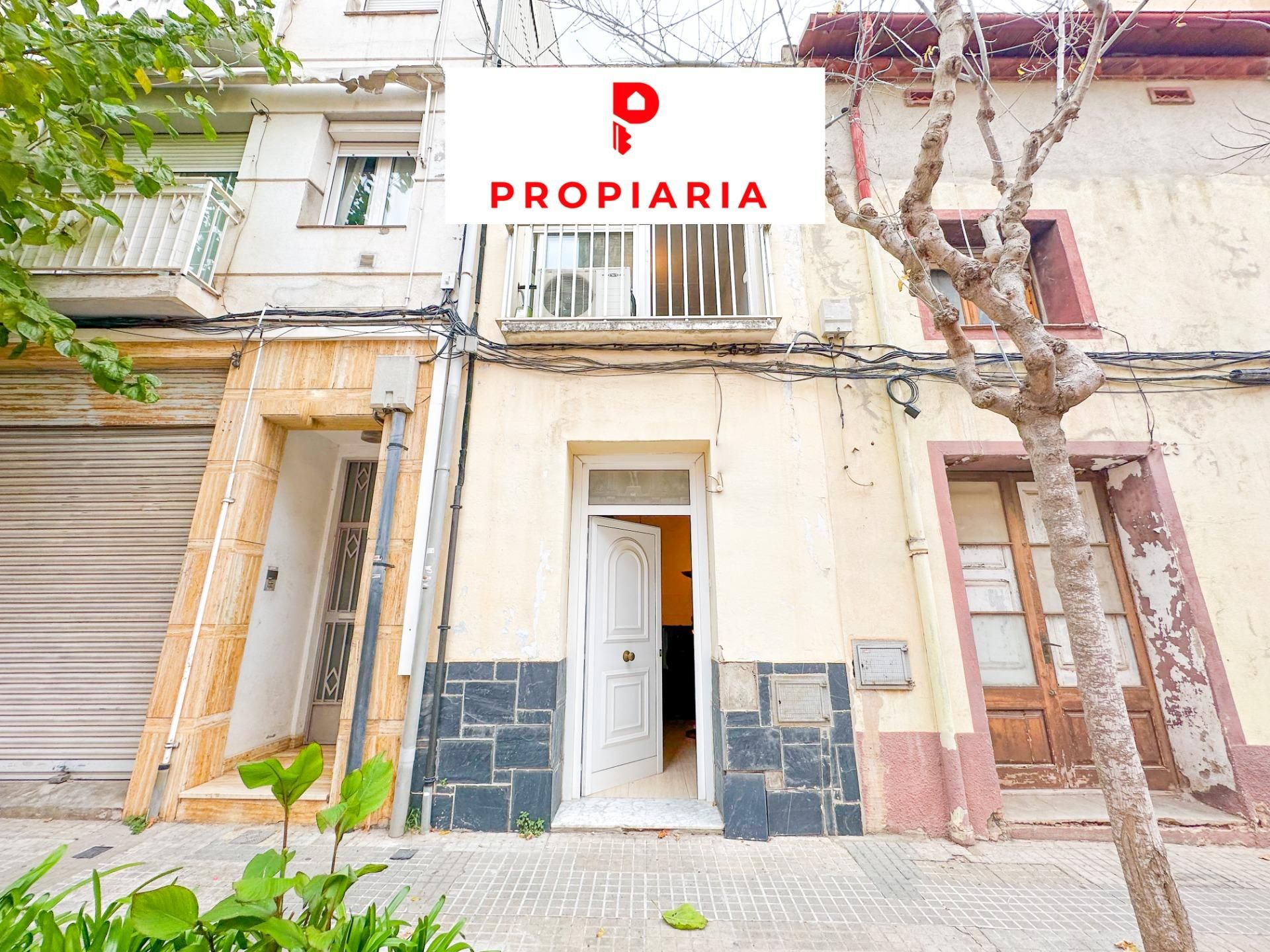 Vista exterior de Casa o xalet en venda en Vallirana amb Calefacció, Jardí privat i Terrassa