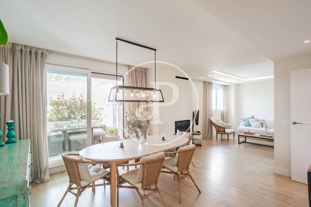 Dúplex en Venta en Aravaca