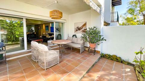 Foto 2 de Casa adosada de alquiler en Puente Romano, Marbella