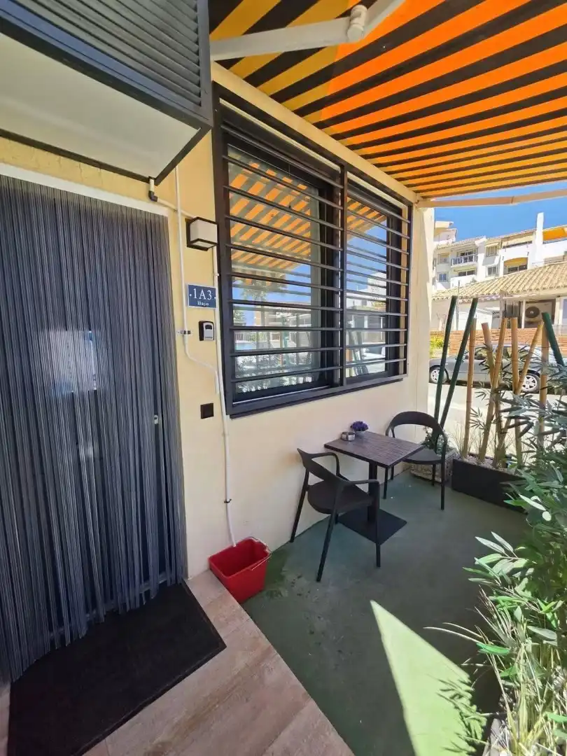 Terraza de Piso de alquiler en Torremolinos con Aire acondicionado, Amueblado y Horno