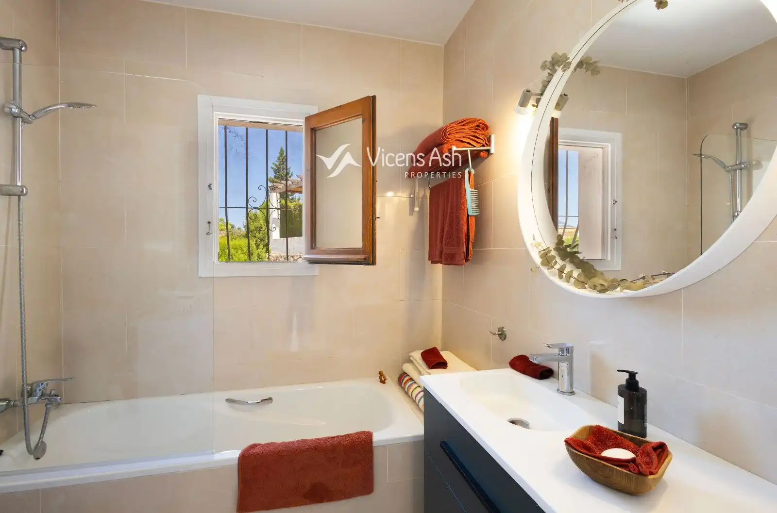 Casa con piscina en venta en Calistros,, imagen 11