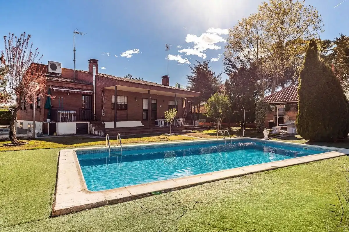 Villa mit Pool zum Verkauf in Av. Ibiza