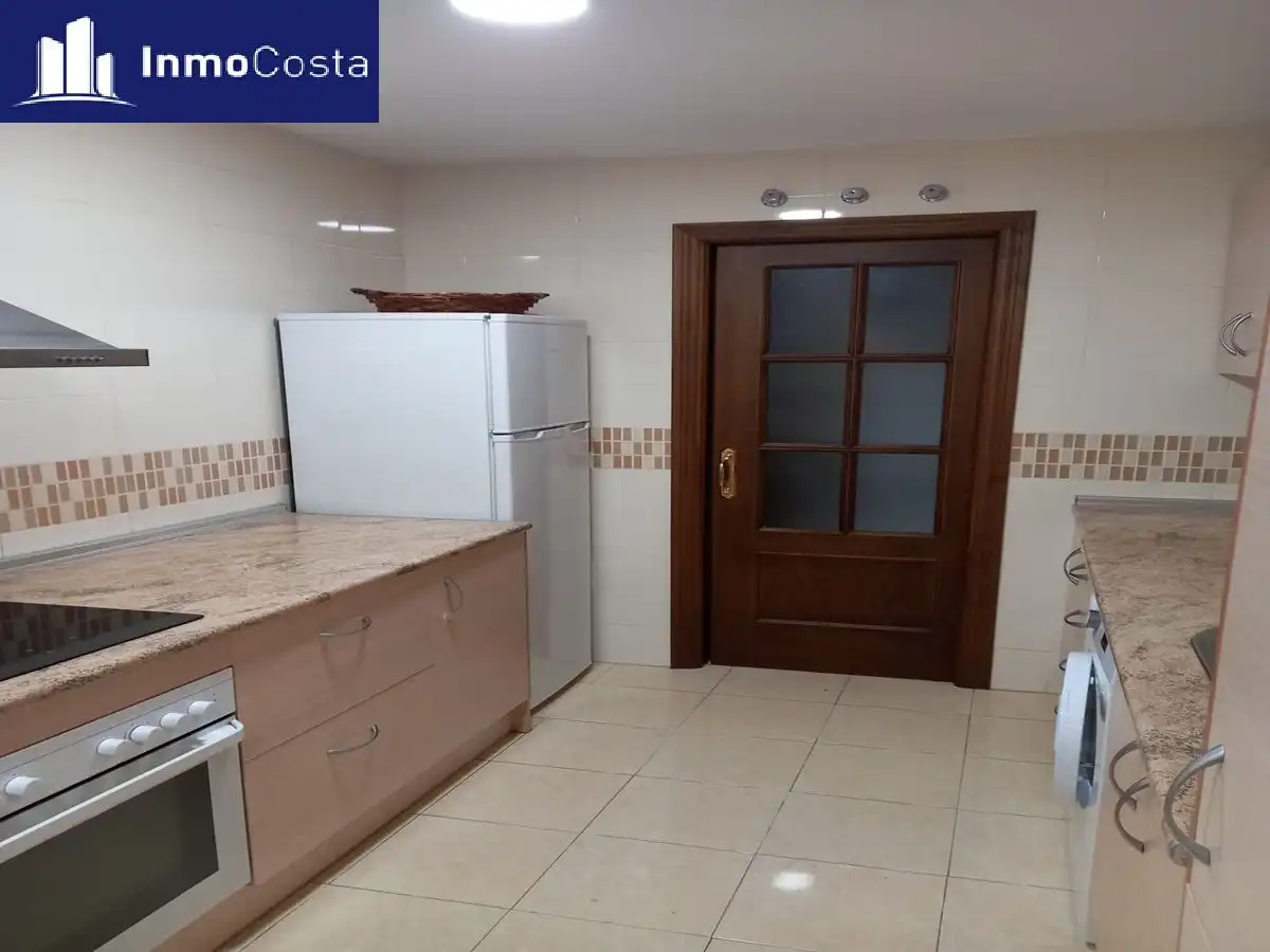 Cocina de Piso en venta en La Línea de la Concepción