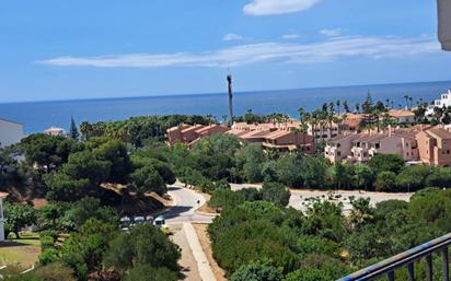 Vista exterior de Apartament en venda en Mijas amb Aire condicionat i Terrassa