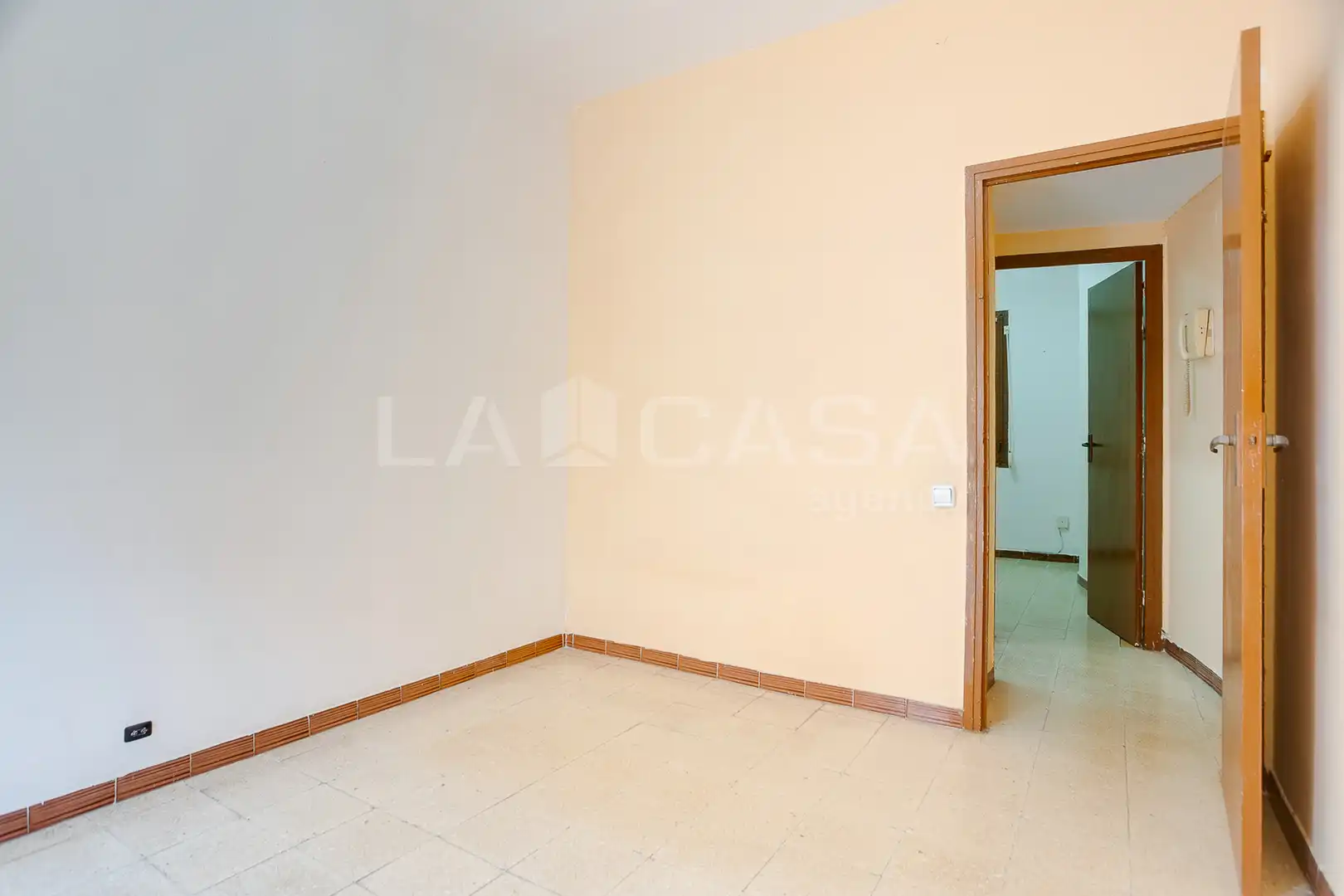 Schlafzimmer von Wohnung zum Verkauf in Barcelona mit Balkon