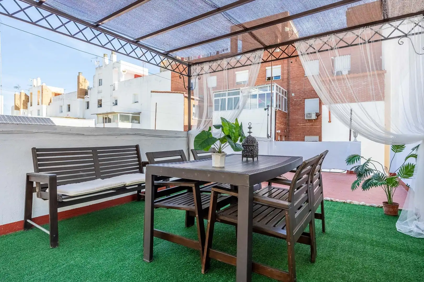 Terrassa de Planta baixa en venda en Bellavista - La Palmera
