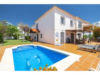 Jardí de Casa o xalet en venda en Estepona amb Aire condicionat, Calefacció i Jardí privat