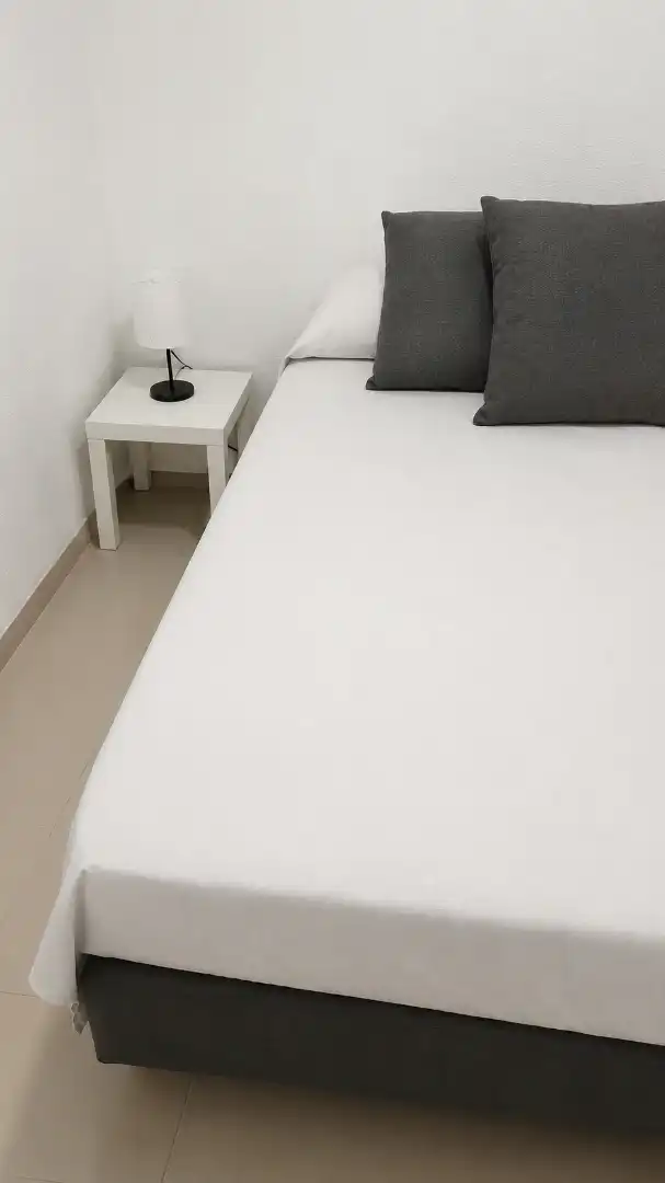 Bedroom of Flat for sale in Benalmádena