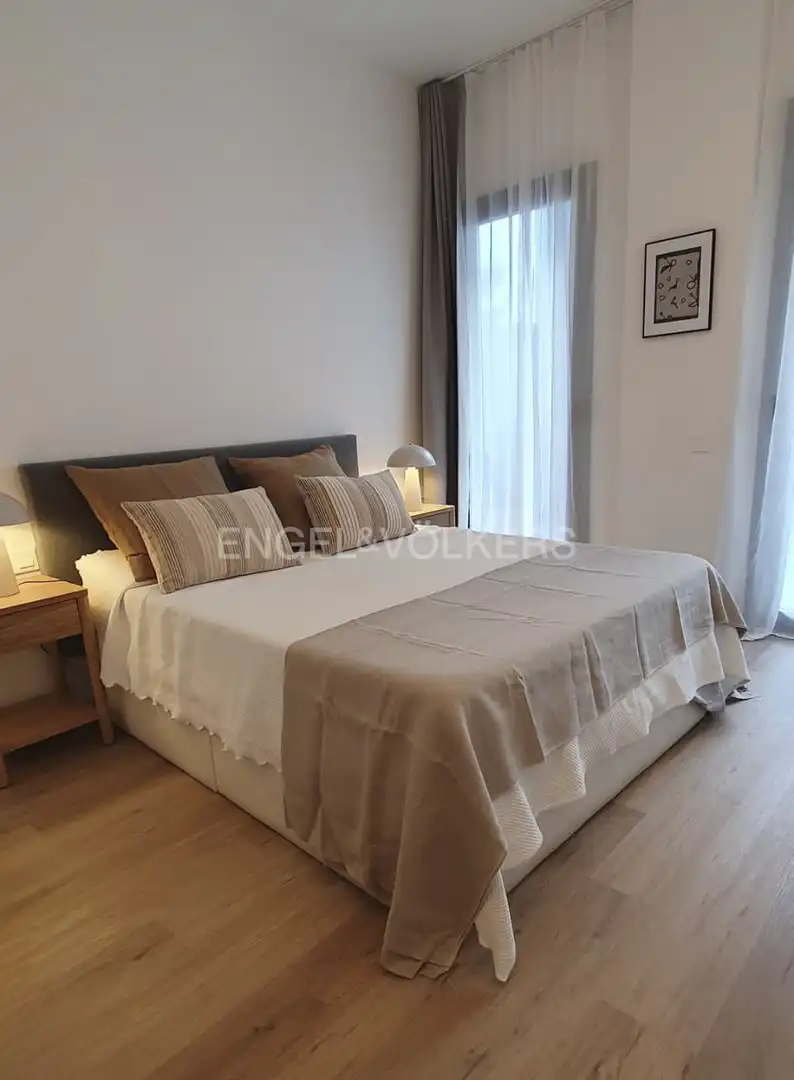 Schlafzimmer von Wohnung zur Miete in Esplugues de Llobregat mit Klimaanlage, Heizung und Parkett