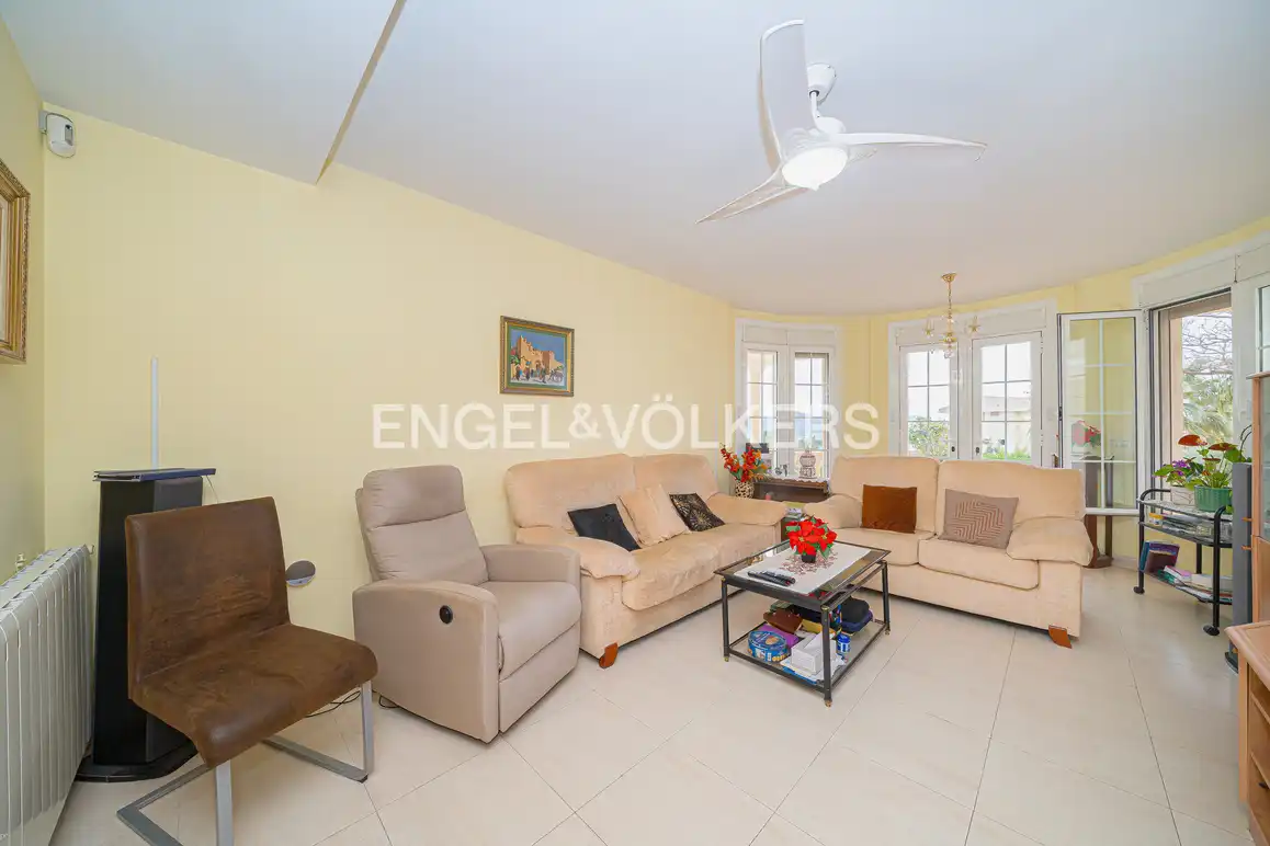 Casa con piscina en venta en Urbanizaciones, imagen 11