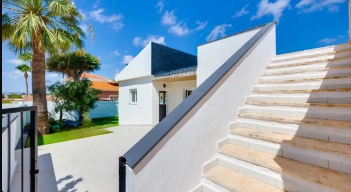 Villa avec piscine à vendre à Zona Carrefour - Urbanizaciones, imagen 5
