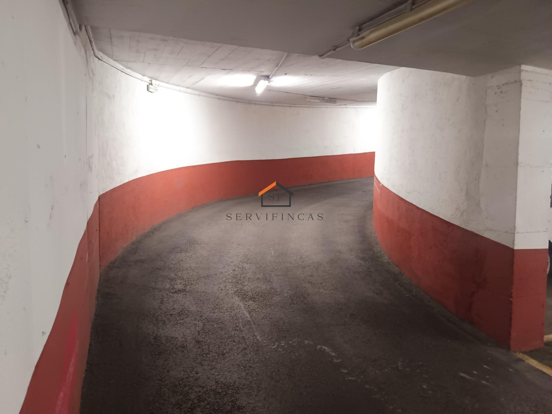 Aparcament de Garatge en venda en  Madrid Capital