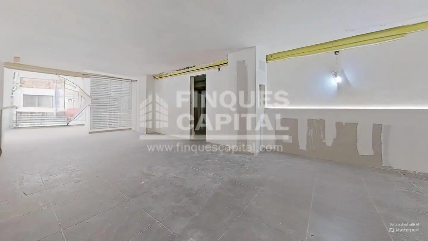 Local comercial en venda a Nou Eixample Sud, imagen 2