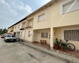 Single-family semi-detached to rent in Aranzueque