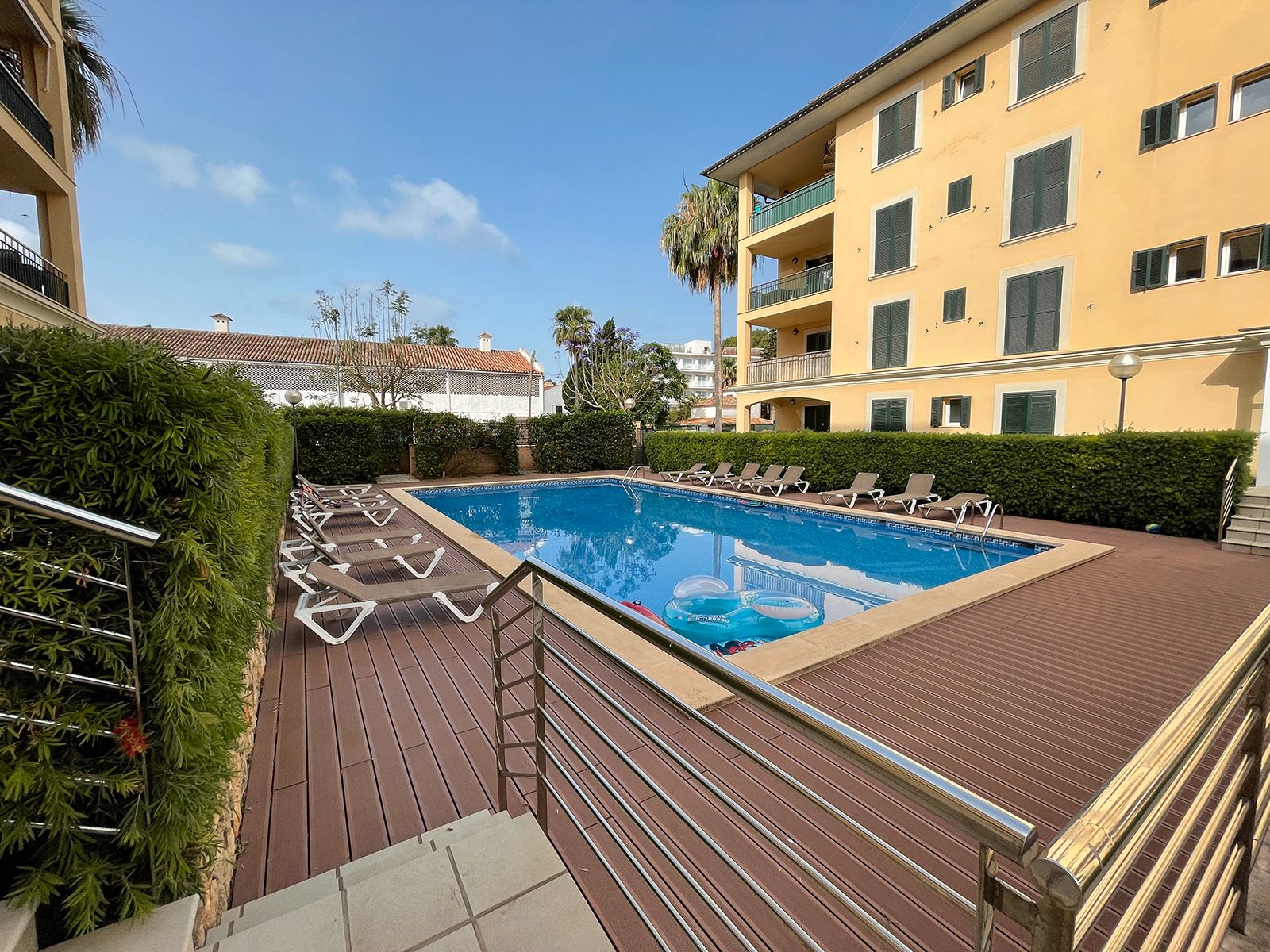 Piscina de Planta baixa en venda en Calvià amb Aire condicionat, Moblat i Piscina comunitària