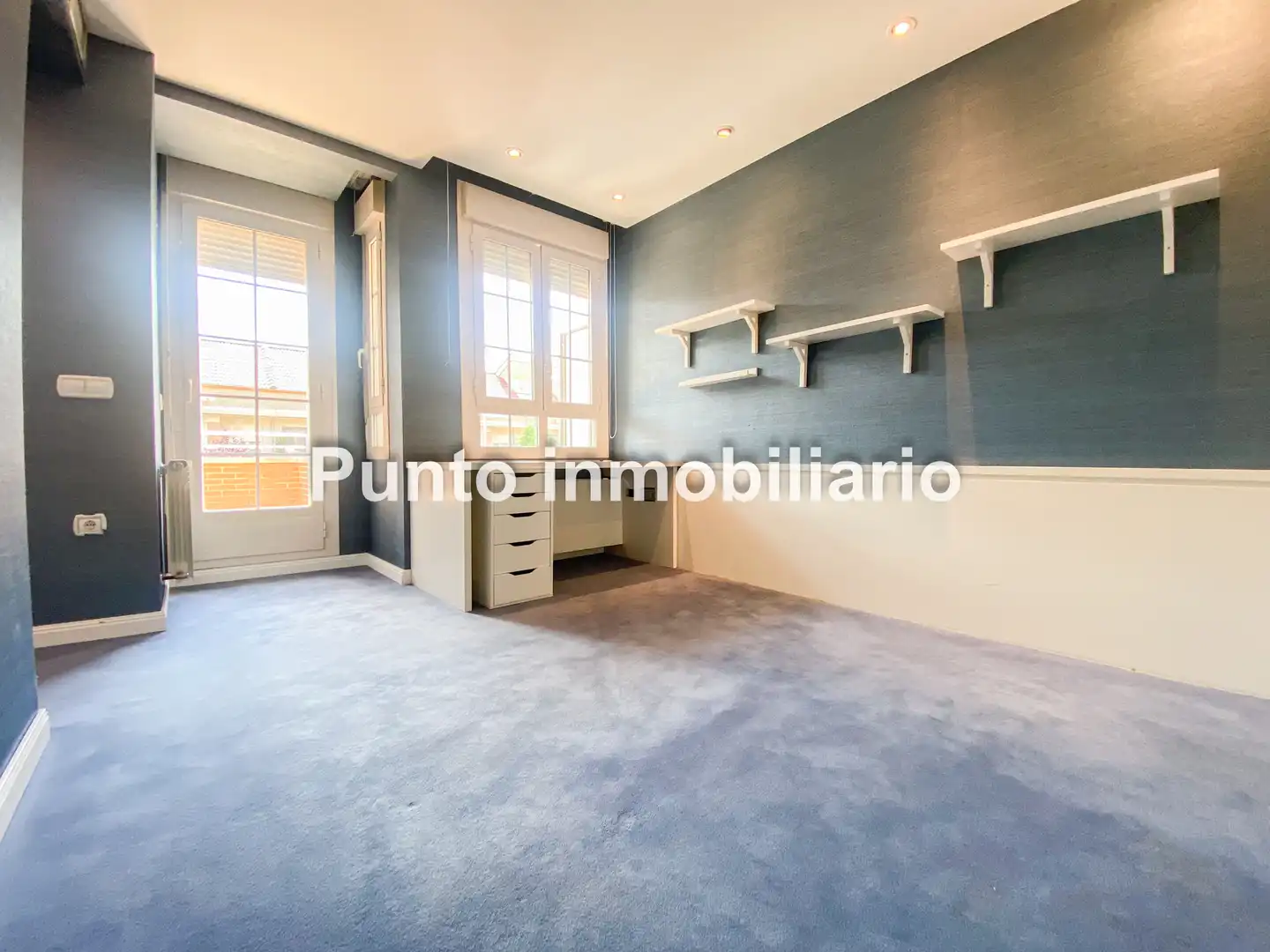Casa adosada de alquiler en Valladolid con Aire acondicionado, Calefacción y Jardín privado