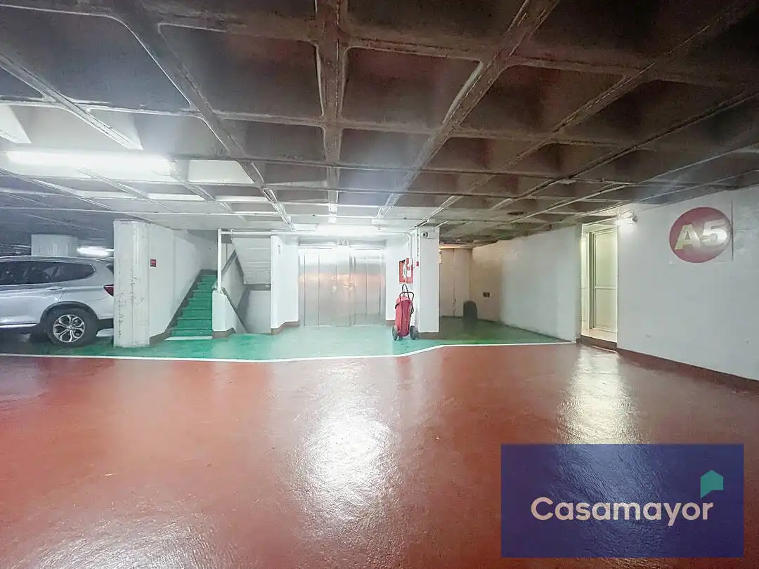 Garage for sale in Carrer Navas, 41, Barrio del Centro
