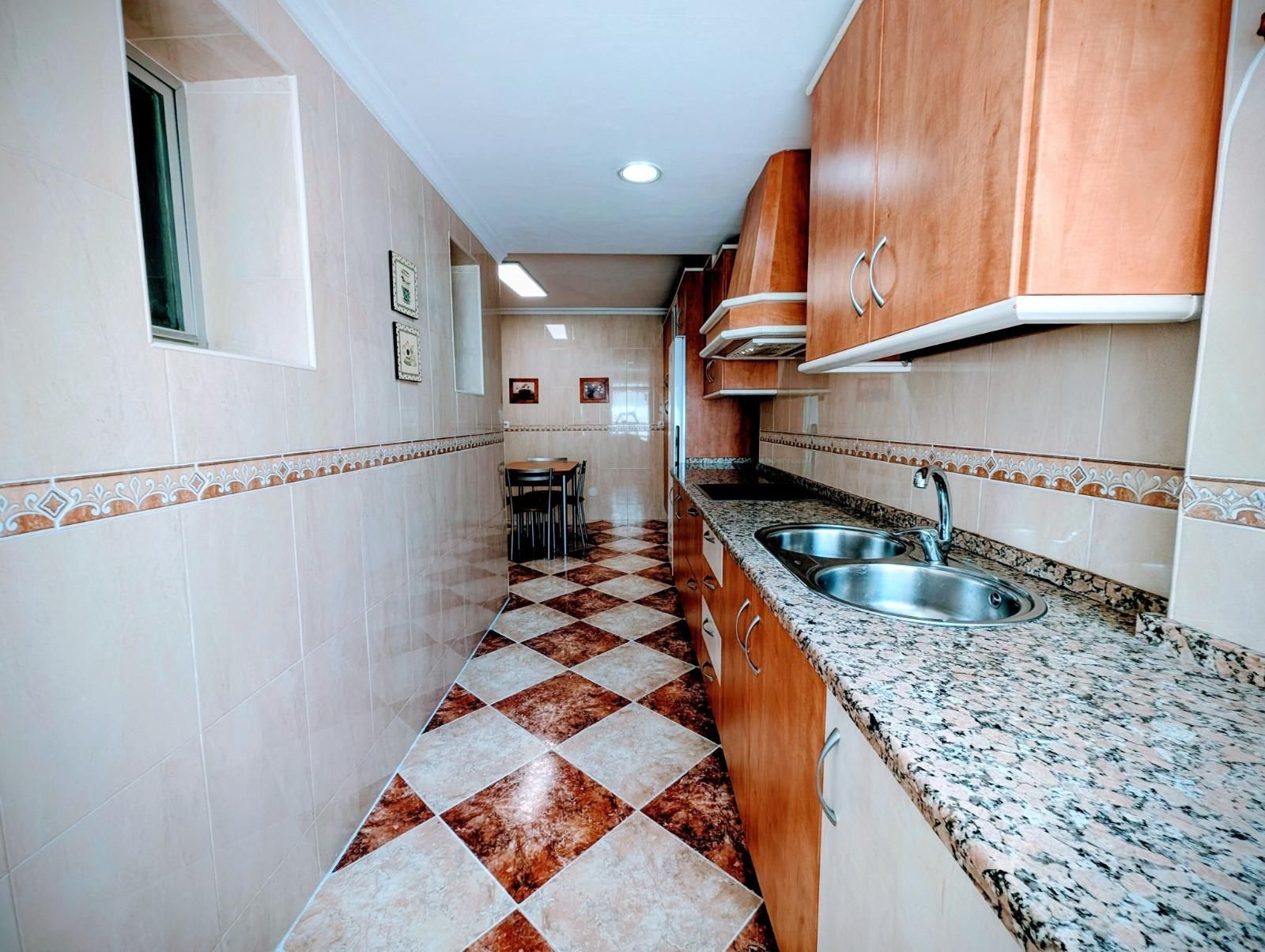 Cocina de Piso en venta en Málaga Capital con Jardín privado