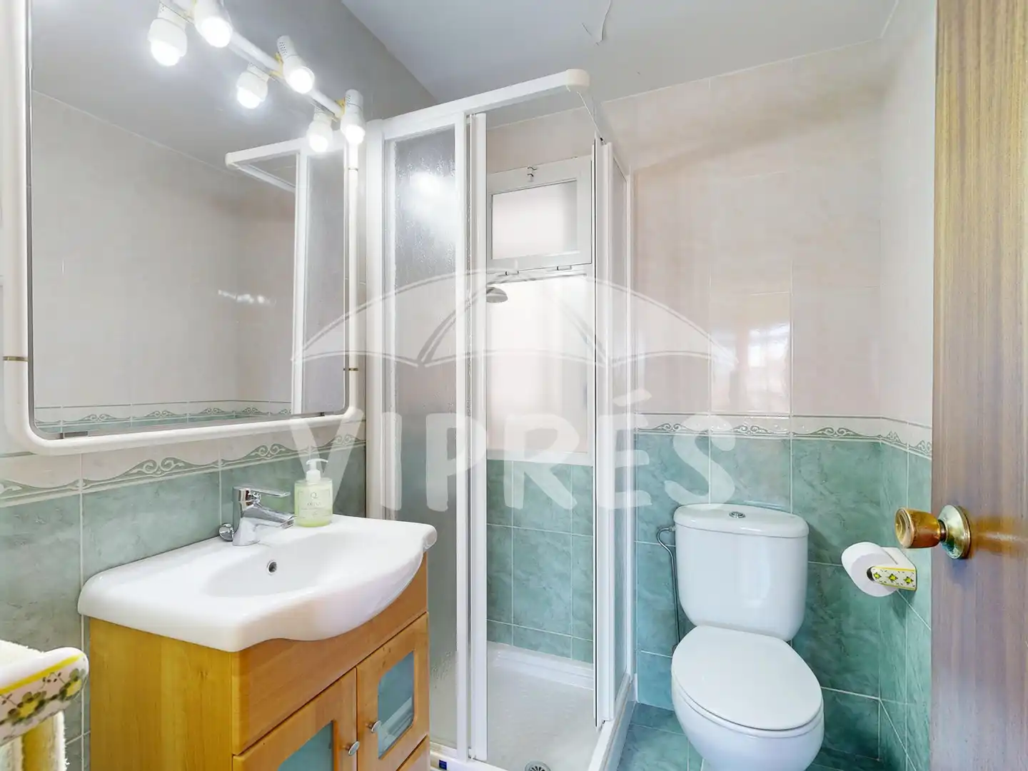 Baño de Piso en venta en Mérida con Calefacción, Parquet y Balcón