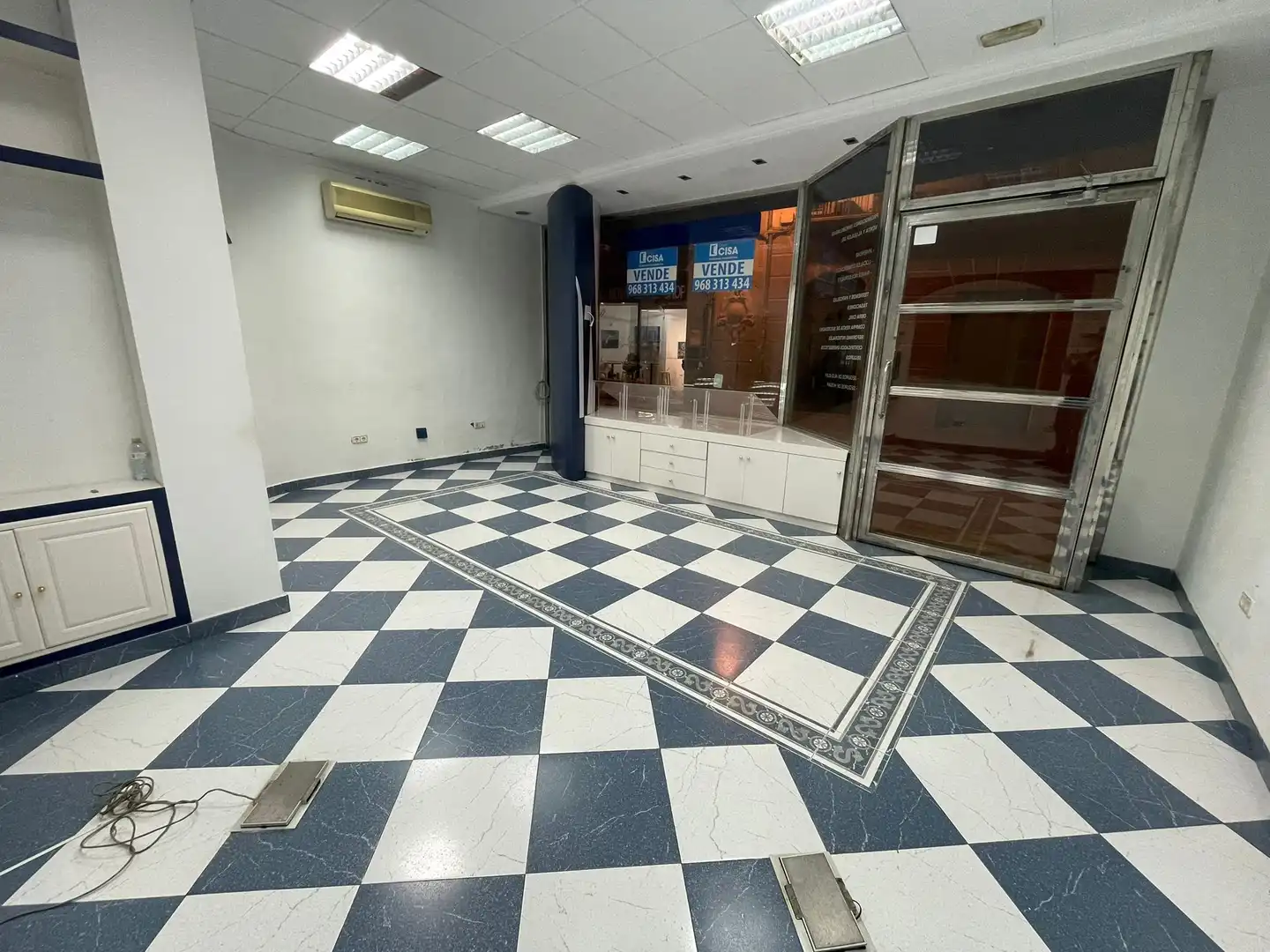 Local comercial de lloguer a Calle del Aire 25, imagen 2