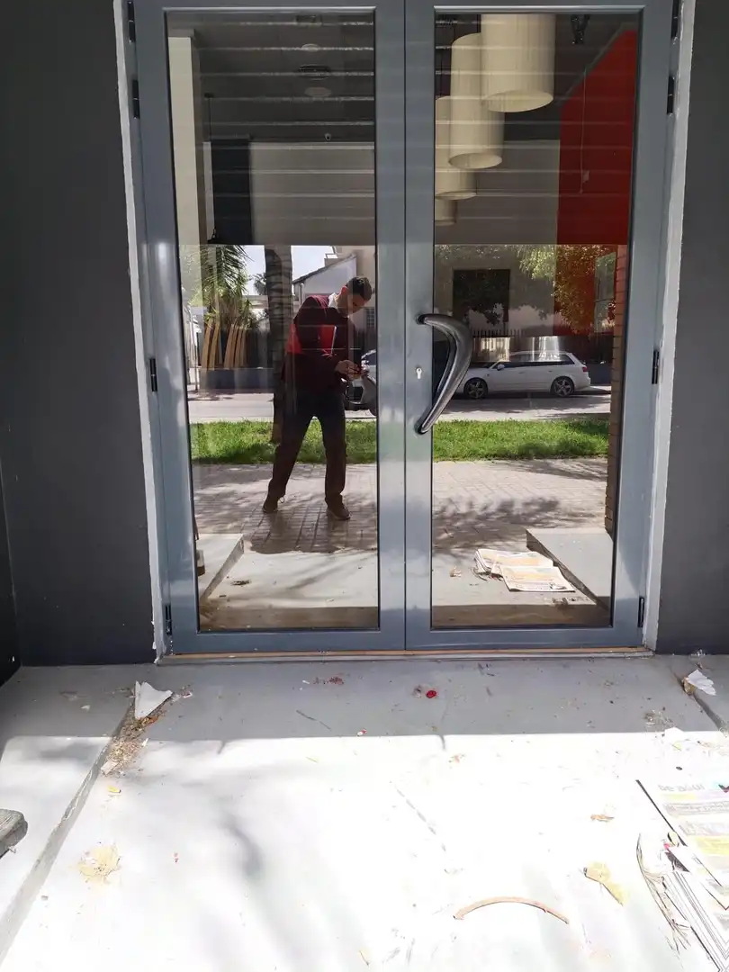 Local comercial de lloguer a Moncada, imagen 2