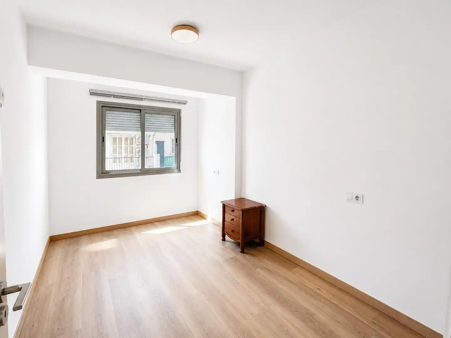 Habitación de Piso de alquiler en  Palma de Mallorca con Balcón y Alarma