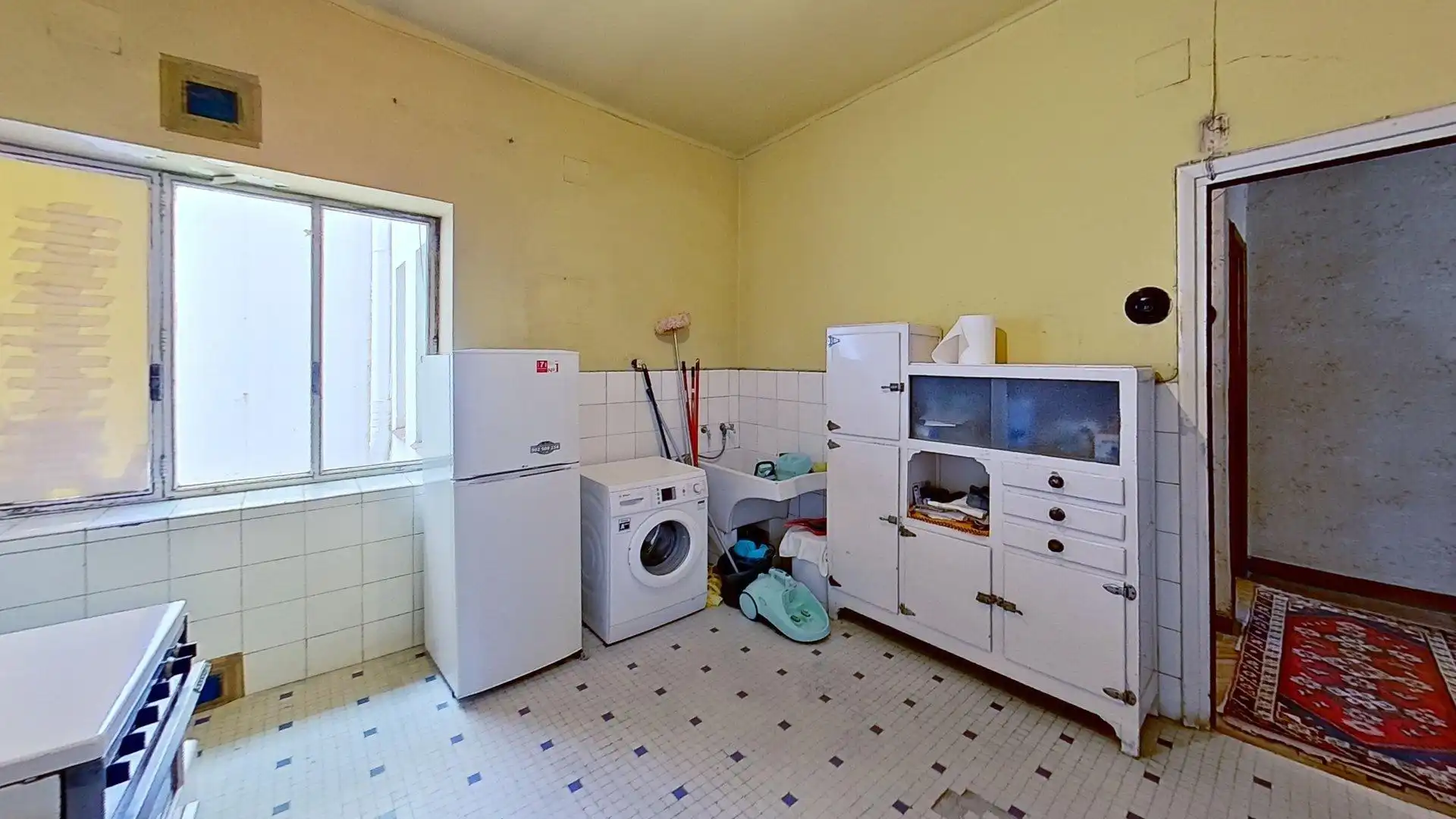 Cocina de Piso en venta en Oviedo  con Calefacción