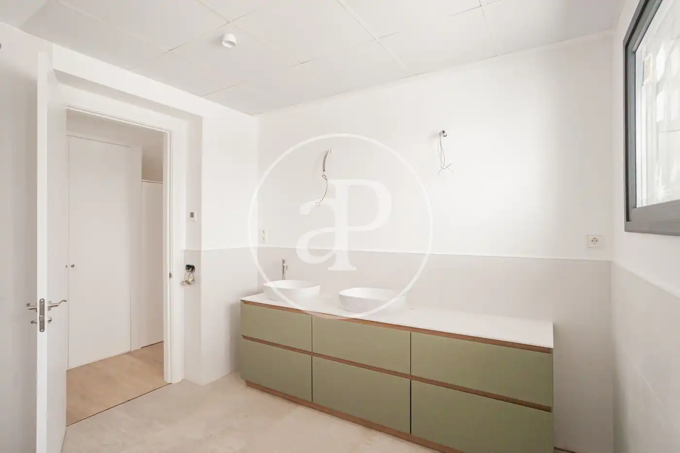 Baño de Casa o chalet en venta en Pozuelo de Alarcón con Aire acondicionado, Calefacción y Jardín privado