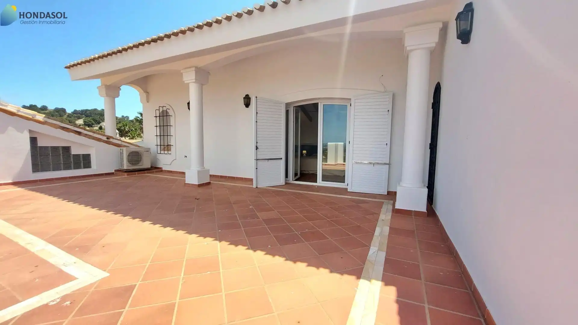 Terrassa de Casa o xalet en venda en Cartagena amb Aire condicionat, Jardí privat i Terrassa