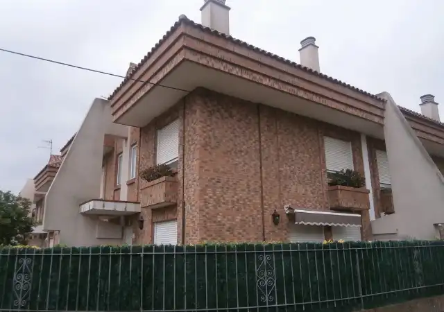Vista exterior de Garaje en venta en Ribadesella